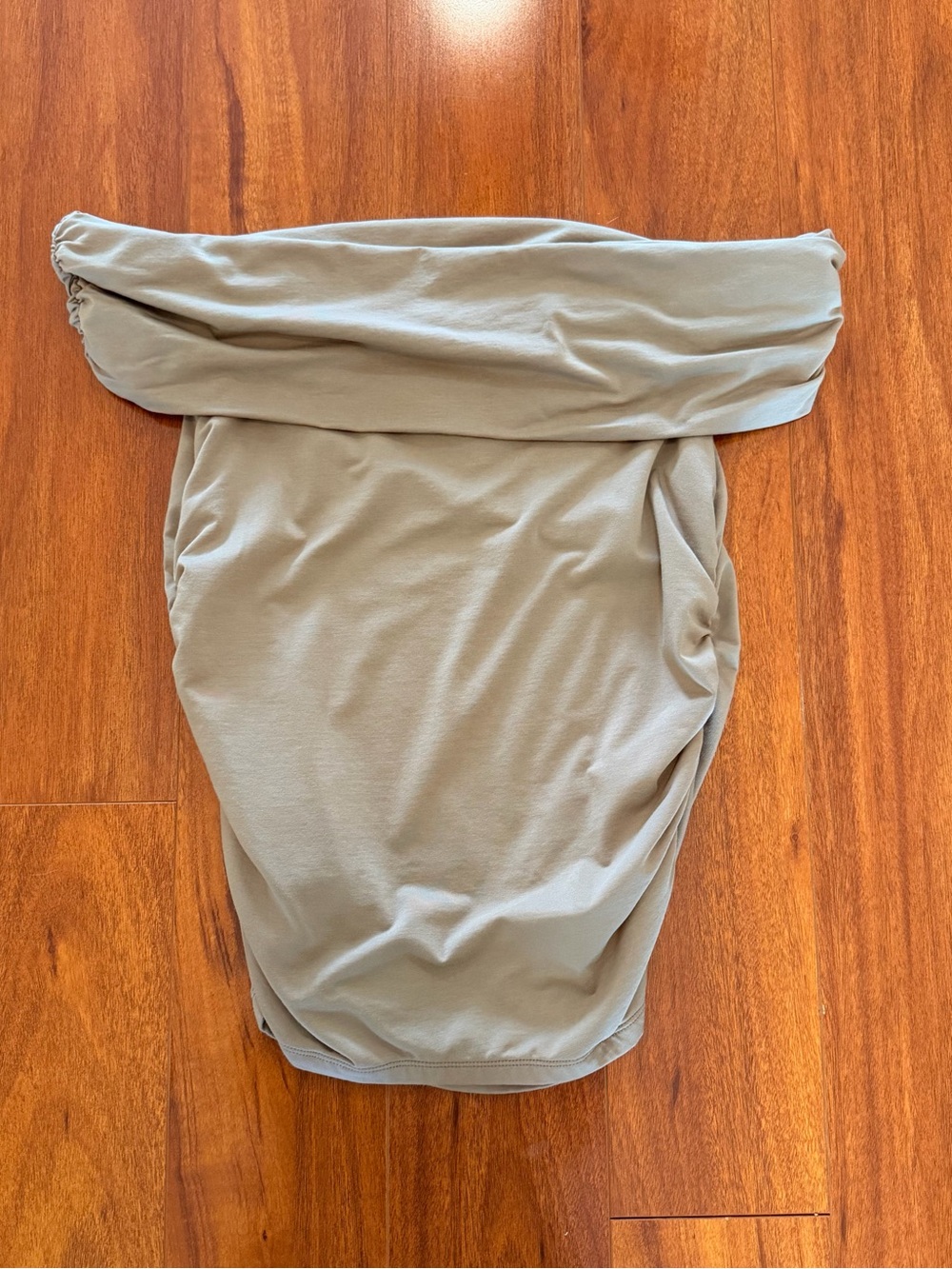 Off-Shoulder Abercrombie & Fitch Top